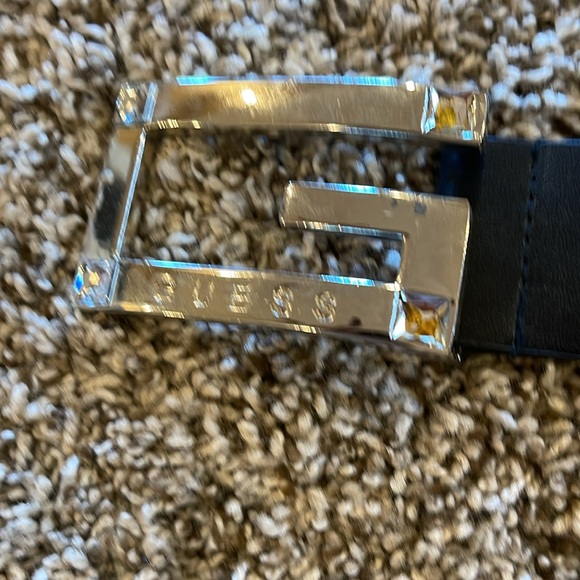 Guess Handbag and belt - Picture 7 of 12